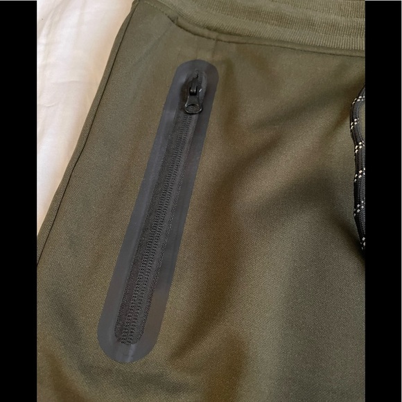 Weatherproof Men’s Poly Tech Shorts NWT - Picture 2 of 6